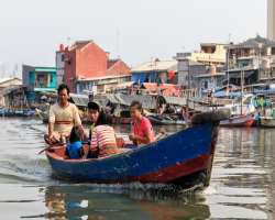 The port also offers small boat tours around the p The port also offers small boat tours around the port area. It is enjoyable and gives you a chance to click some more beautiful photographs with your